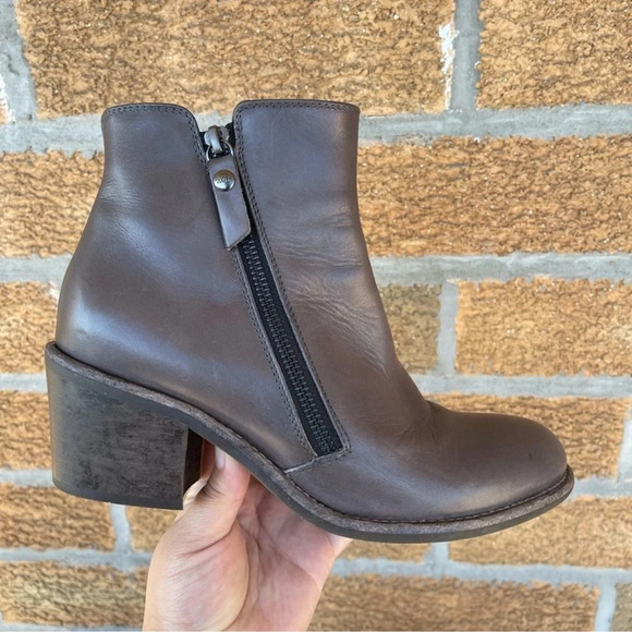AGL Ella Block Heel Bootie Pewter gray 38.5/8.5 - Picture 5 of 12